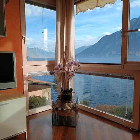 Patty Zu - Lakeside Apartment Riva di Solto Extérieur photo
