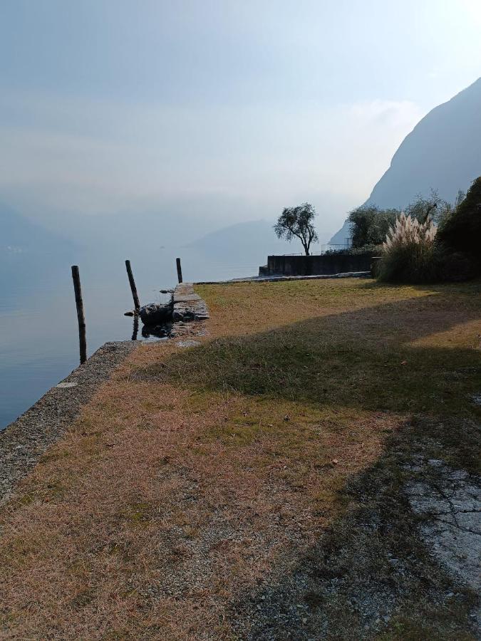 Patty Zu - Lakeside Apartment Riva di Solto Extérieur photo
