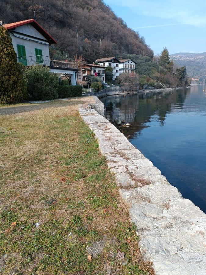 Patty Zu - Lakeside Apartment Riva di Solto Extérieur photo